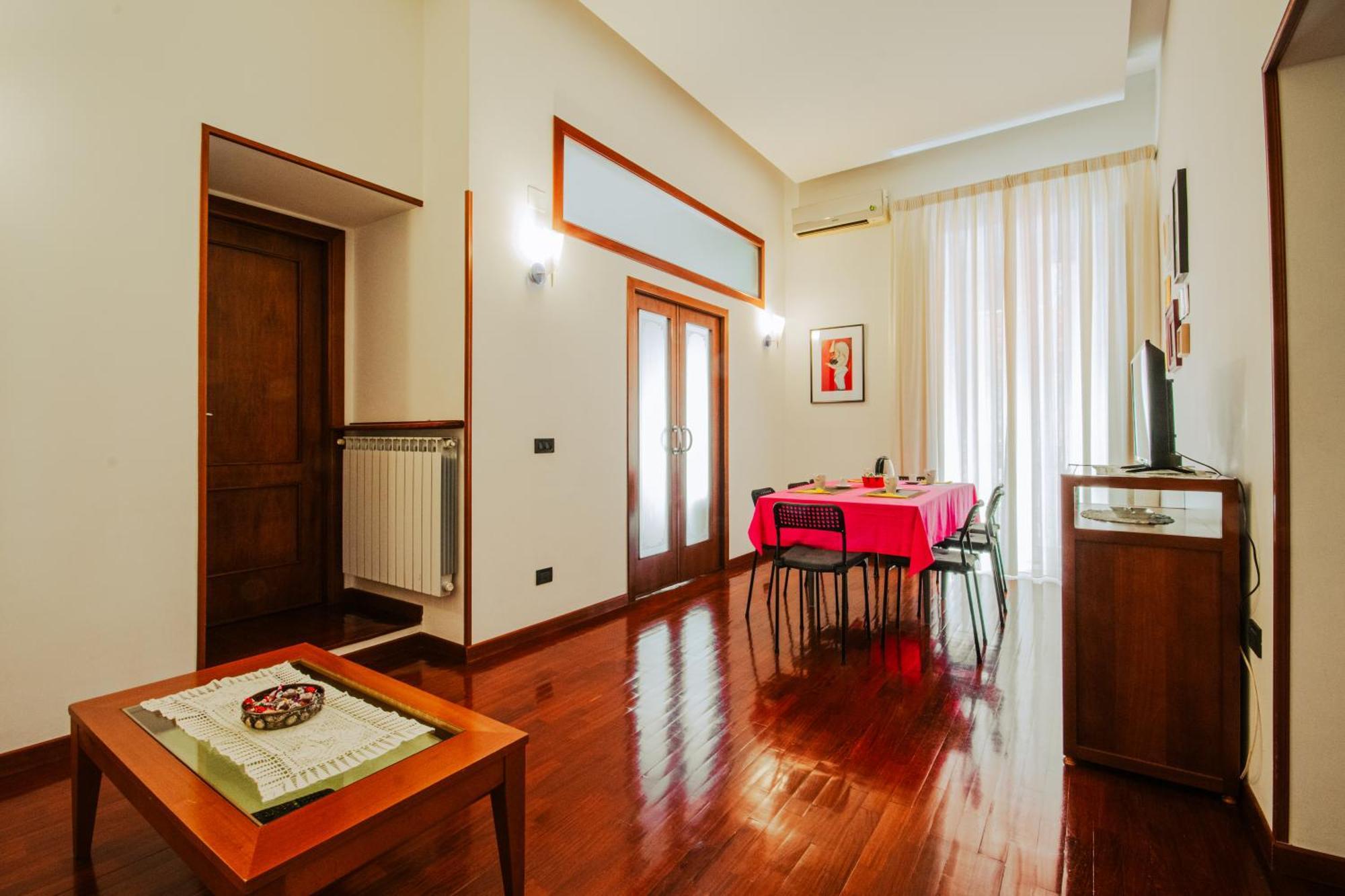 La Casa Di Scio Scio & La Stanza Di Scio Scio Apartment Наполи Екстериор снимка